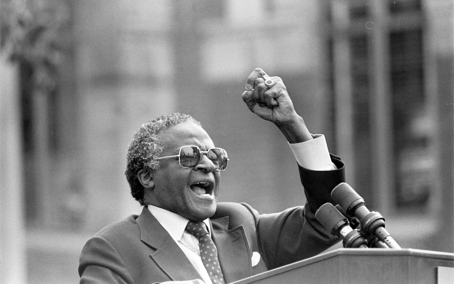 Desmond tutu making speech