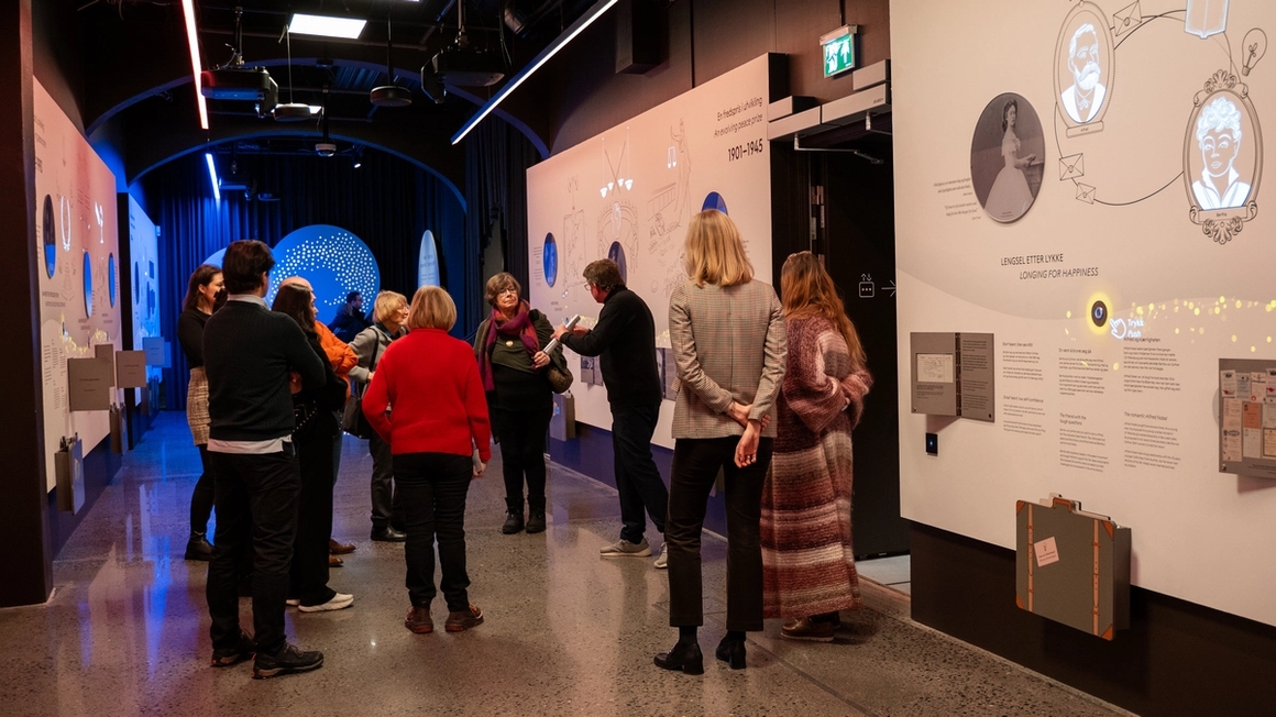guided tour private group in the museum
