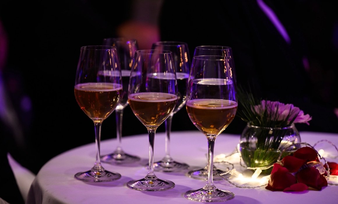 glasses with something fizzy