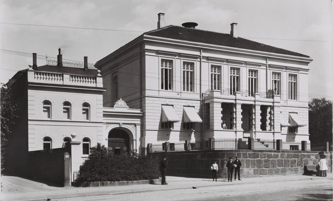 the fasade of the nobel institute
