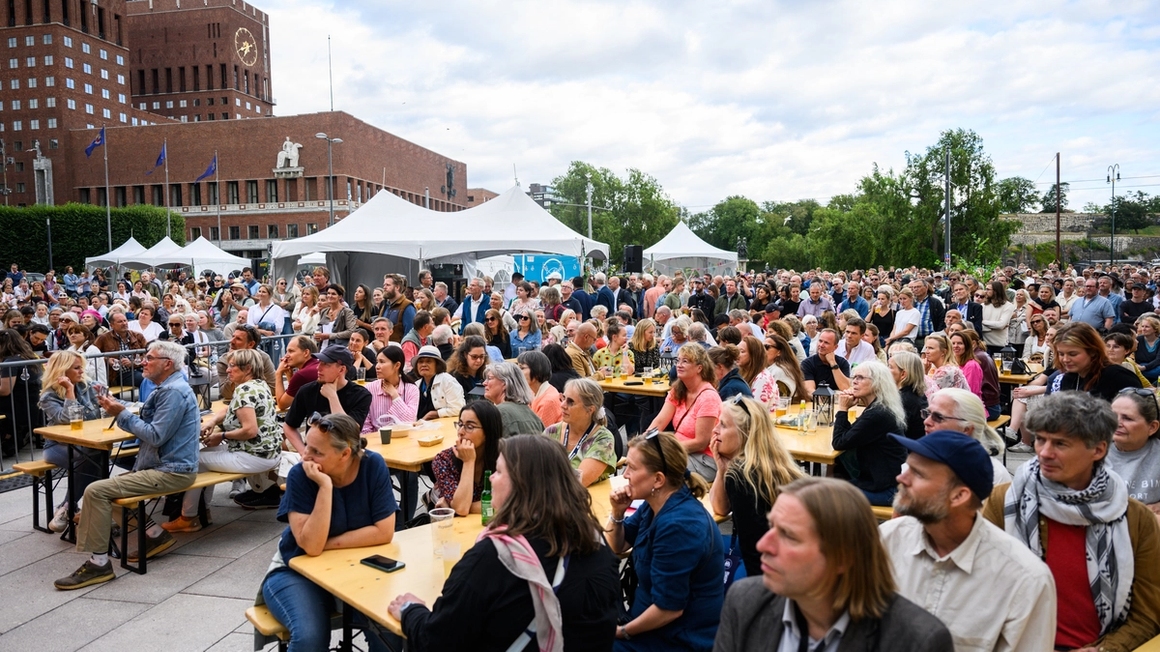 The crowds during the festival
