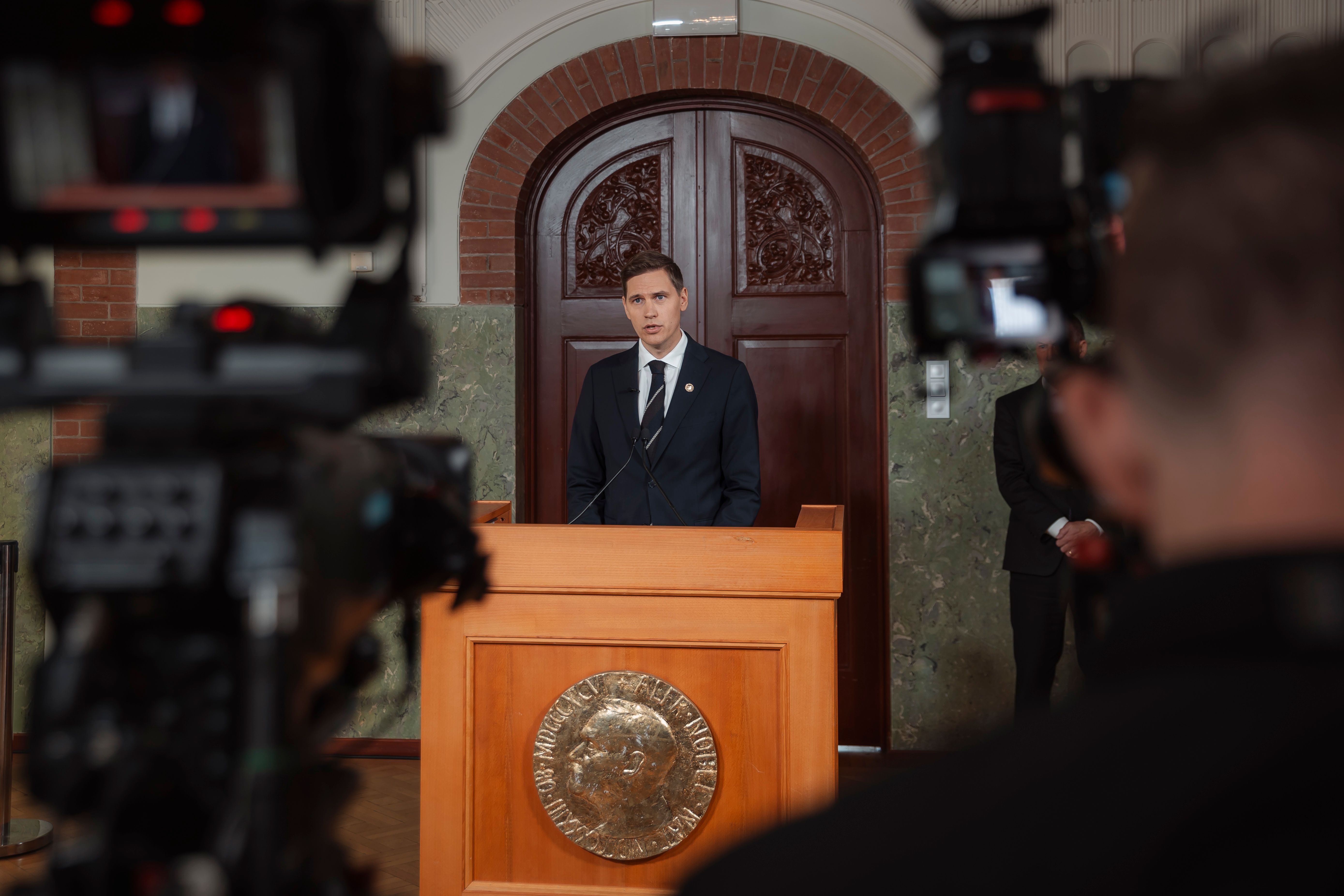 Jørgen Watne Frydnes in front of press during the announcement of the Nobel Peace Prize 2024.