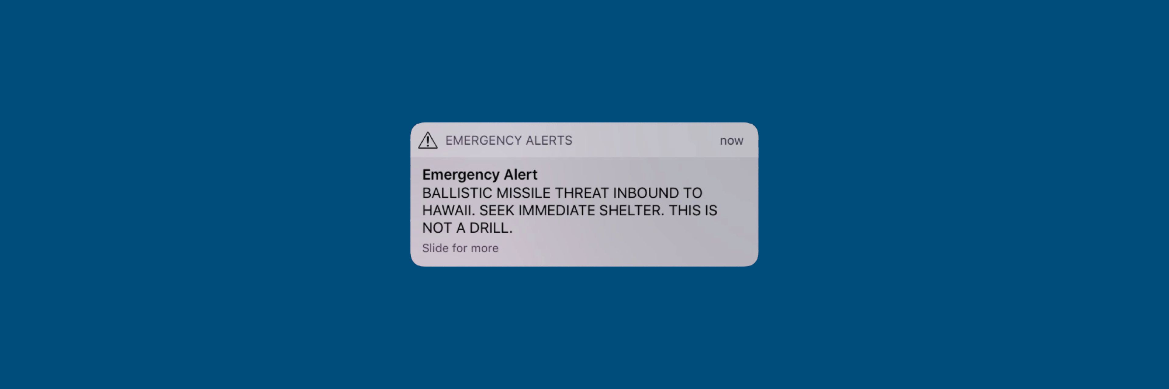 Skjermbilde av tekstmelding fra Hawaii Emergency Management Agency. Det sto: Ballistic missile threat inbound to Hawaii. Seek immediate shelter. This is not a drill.