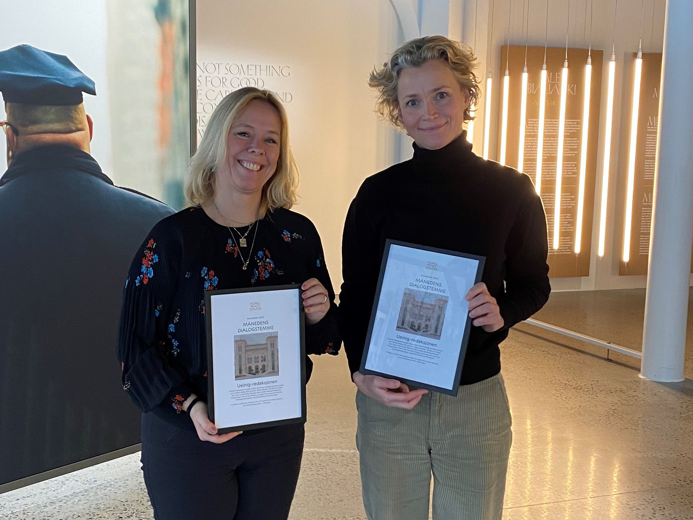 Portrett av Ingunn Solheim og kollega