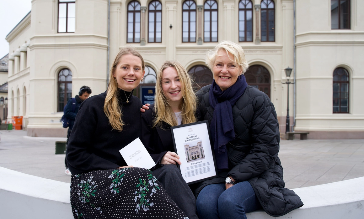 Dialogpilotene får diplom