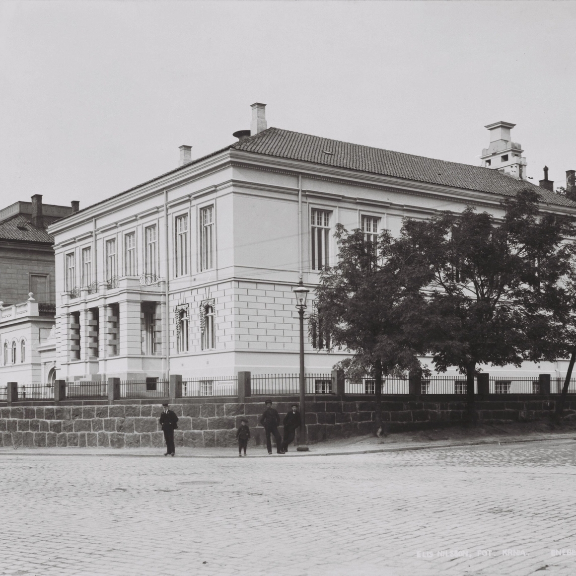 Nobelinstituttet i gammelt svart hvitt foto.