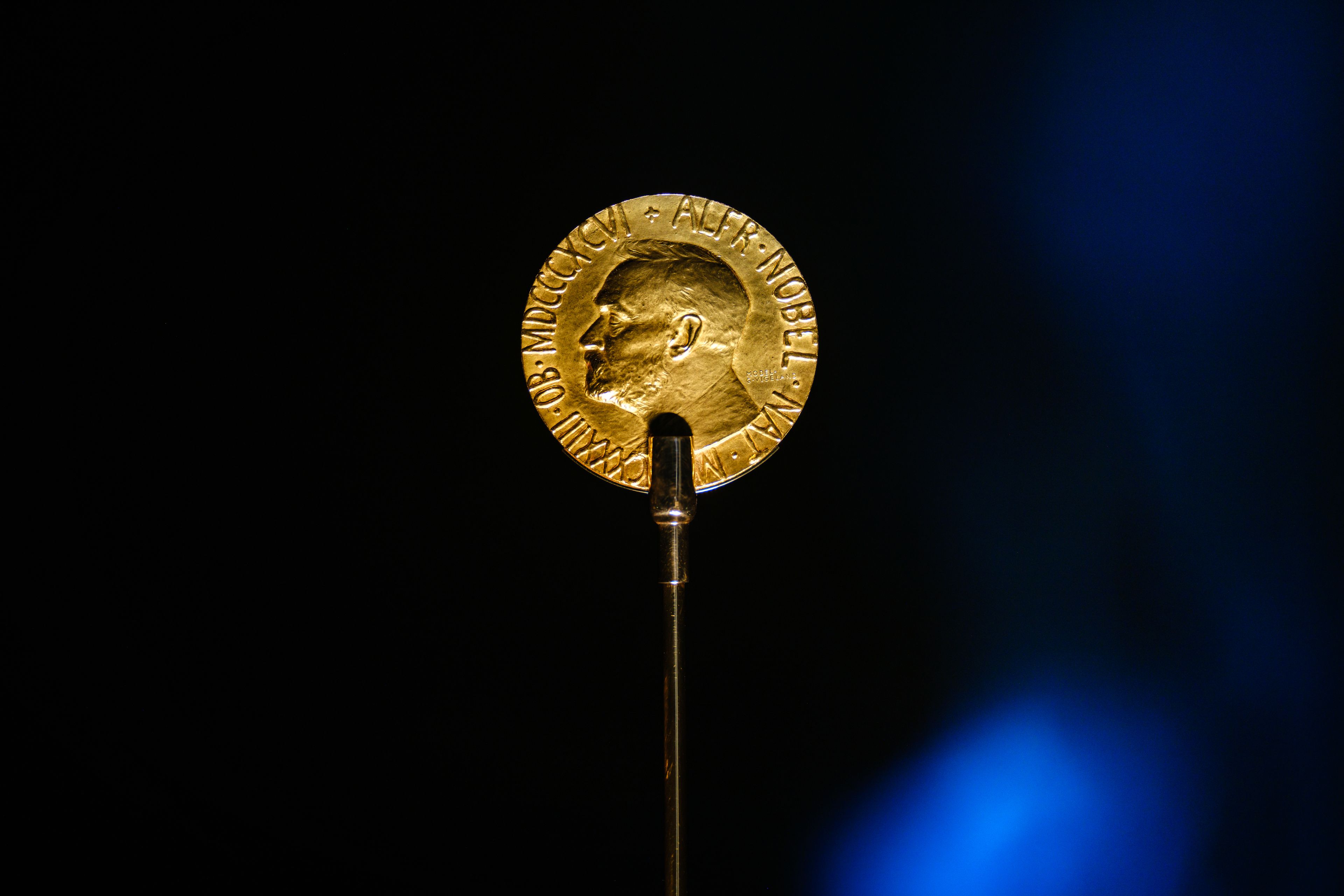 Fredsprismedaljen i Medaljekammeret på Nobels Fredssenter