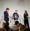 Foto av Amund Trellevik (moderator), Marfa Smirnova og Yegor Skovoroda på Nobels Fredssenter
