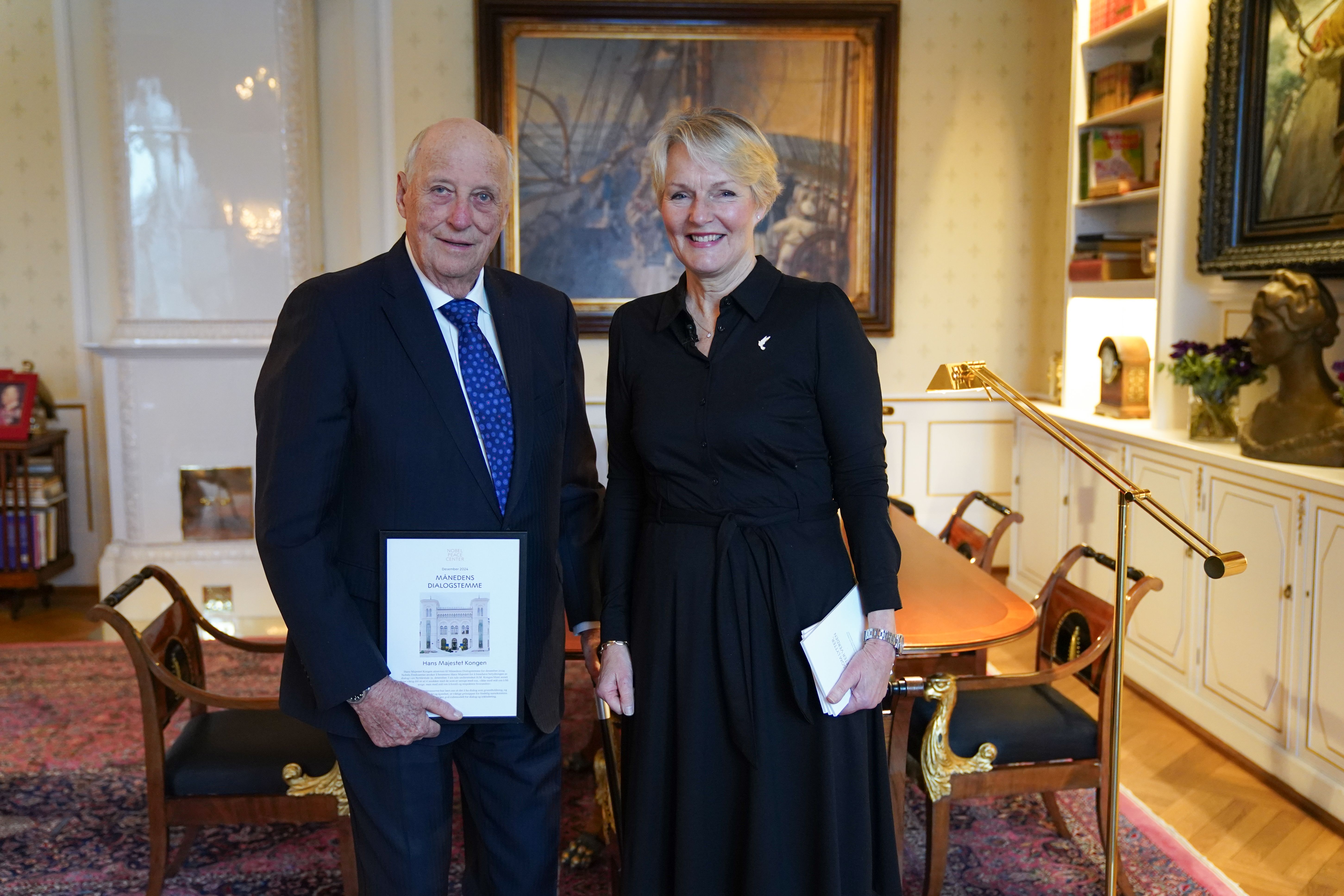 Kong Harald og Kjersti Fløgstad