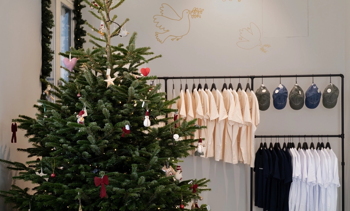 juletre i museumsbutikken