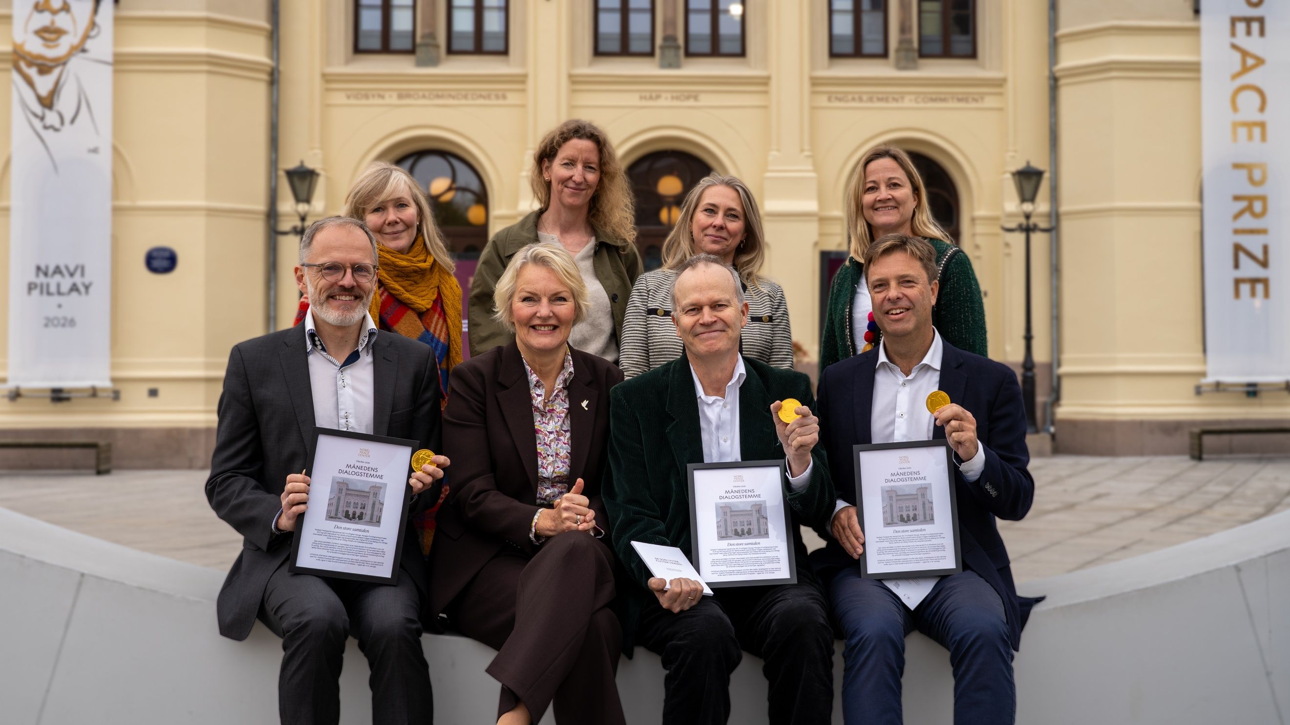 Den gode samtalen med diplomene og forant nobels fredssenter