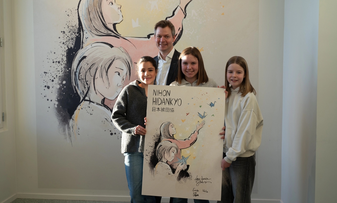 Vinnerne av tegneseriekonkurransen ved utstillingsåpning