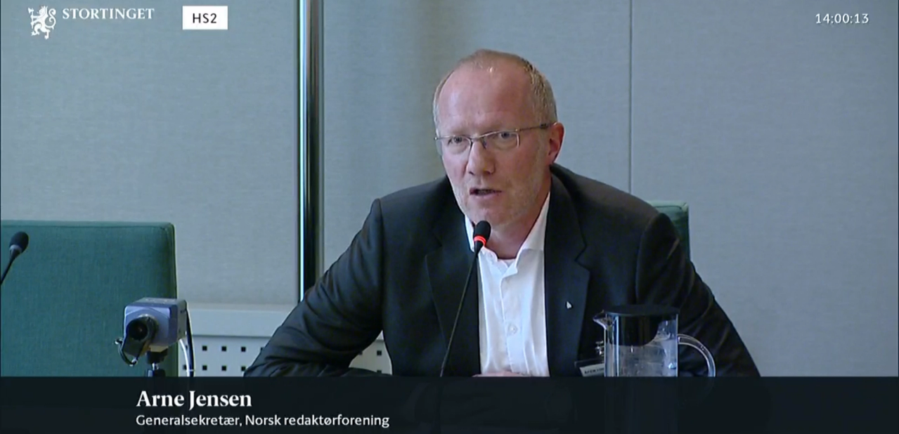 NRs generalsekretær Arne Jensen på høringen i kulturkomiteen mandag 30. oktober.Foto: fra Stortingets nett-tv
