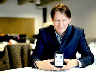 Sjefredaktør i iTromsø, Stig Jakobsen fortalte om redaksjonens nye prosjekt der de lar aloritmer styre mobilforsida på NRs høstmøte i november 2015.Foto: Gard Michalsen, Medier24