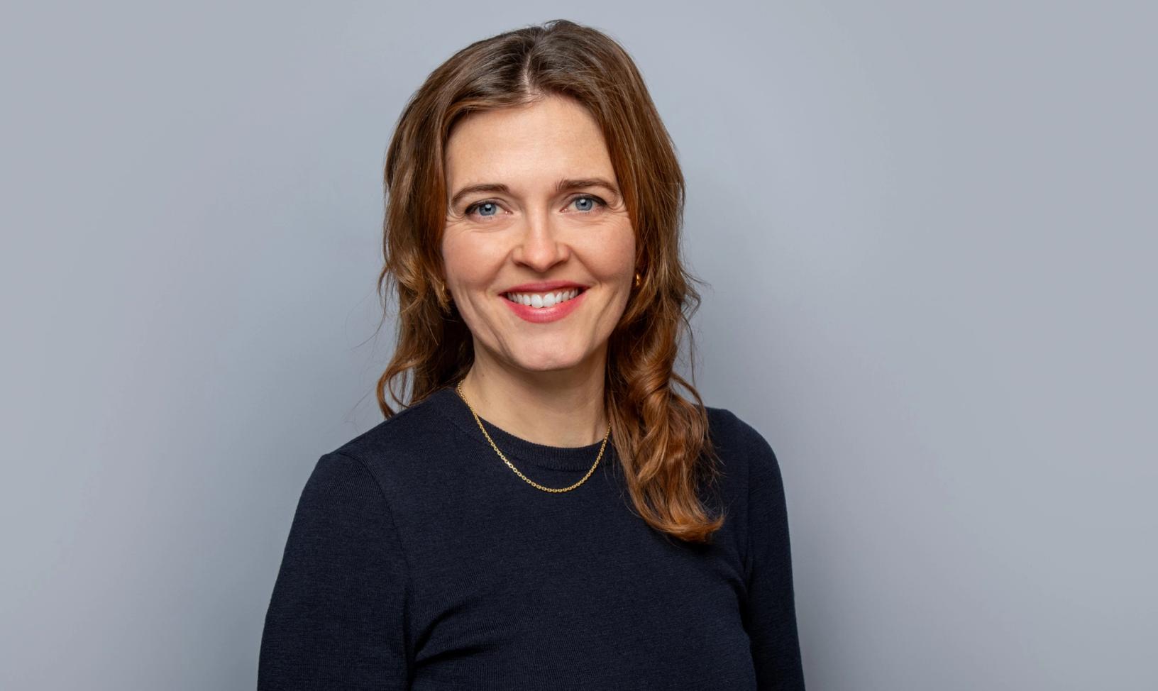 Tora Bakke Håndlykken vil ha permisjon fra vervet som styreleder i Redaktørforeningen fra 1. oktober 2025 til 1. oktober 2026. Foto: Thomas Brun