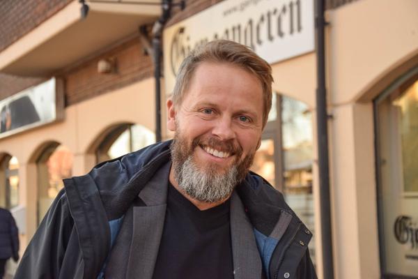 Torgeir Lorentzens masteremneoppgave hadde tittelen: «Hvitvasking – et sort hull i norsk lokaljournalistikk?» Foto: Foto: Trude Brænne Larssen