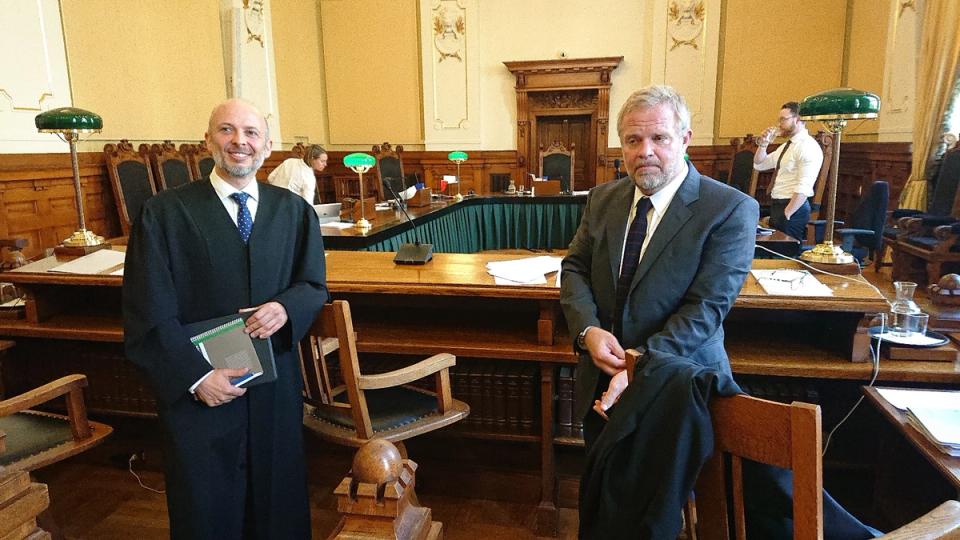 Advokat Halvor Manshaus (t.v) har ført saken for Rettspraksis.no, mens hans kollega Jon Wessel-Aas har representert Lovdata. (Foto: Arne Jensen)