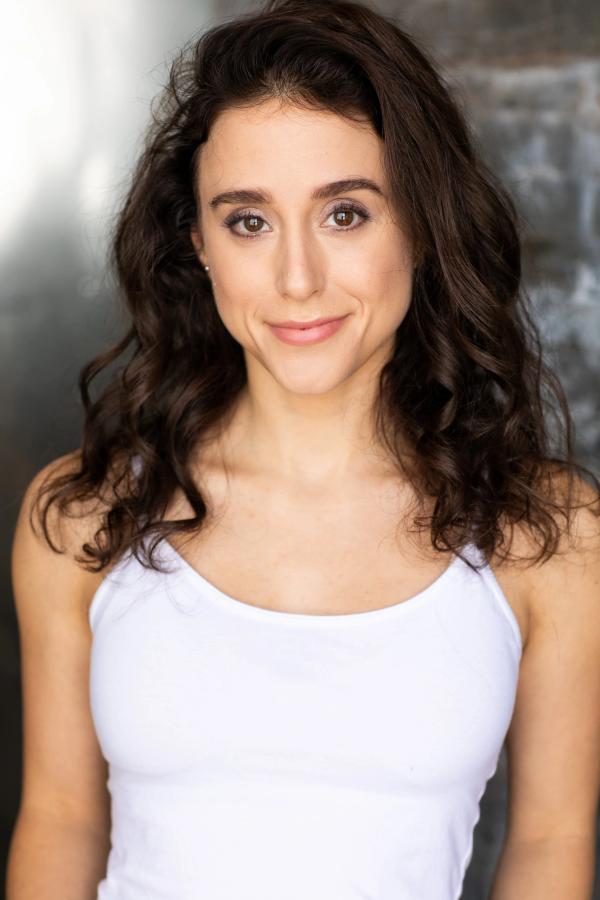 Headshot of Lauren Lopez