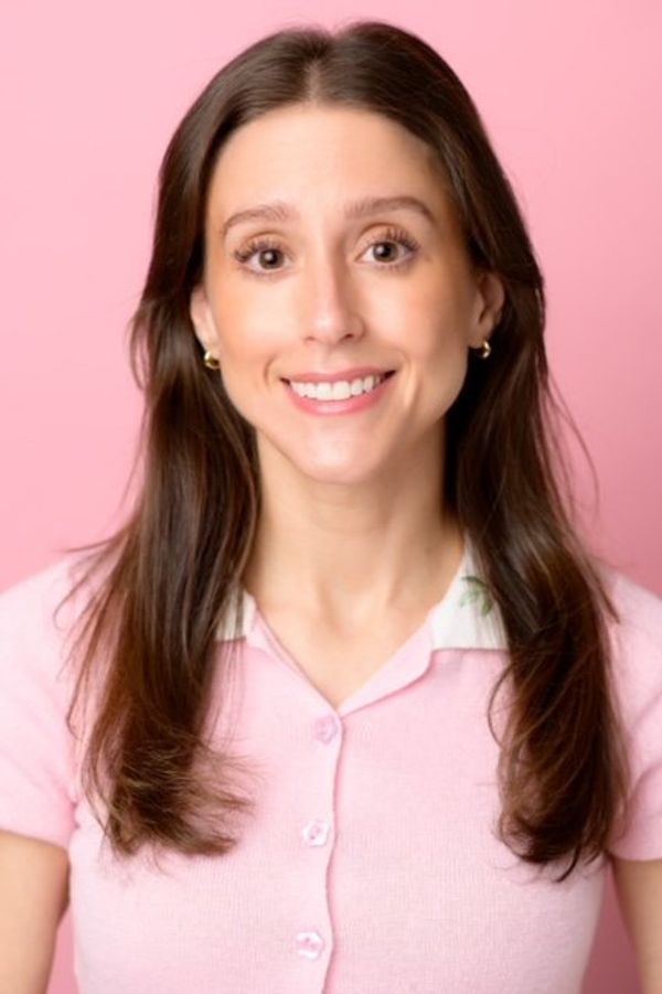Headshot of Lauren Lopez