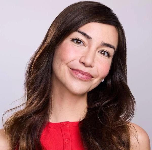 Headshot of Joanna Sotomura