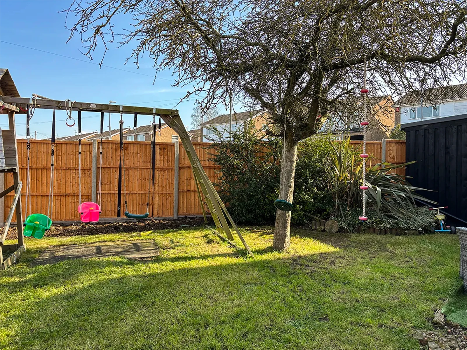 Irwell Close - completed fencing project