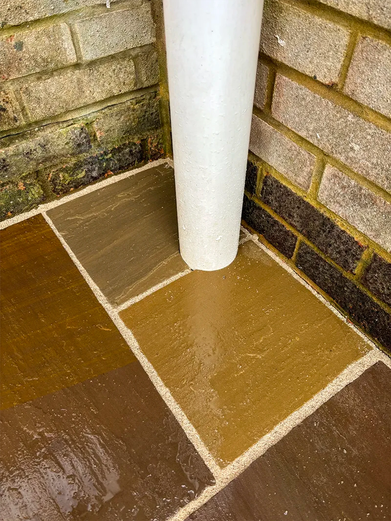 Copper Leaf Close - completed patio and turfing project