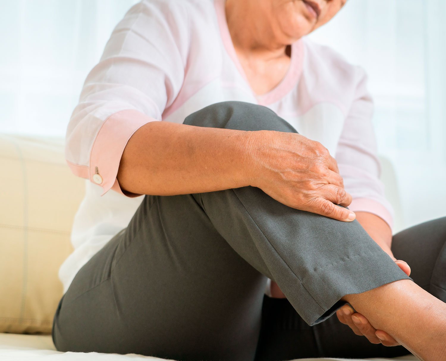 Spider veins and leg swelling