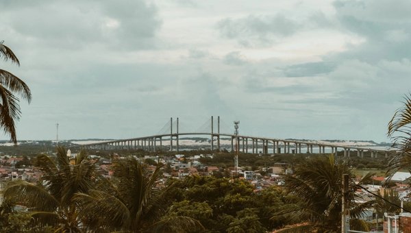 Câmara de Mossoró (RN): imagem ilustrativa do concurso público 2026 com vagas, salários e edital publicado