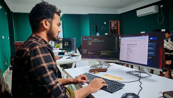 Concurso TJ-ES 2027 abre vagas para analistas de TI, incluindo segurança da informação e desenvolvimento.