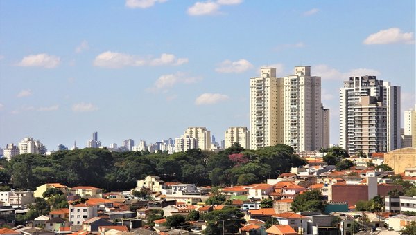 Concurso Taquarituba (SP): 22 vagas, salário até R$ 22,5 mil
