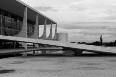 Concurso SEDF 2026: 10.604 vagas na Educação do DF; veja cargos e salários