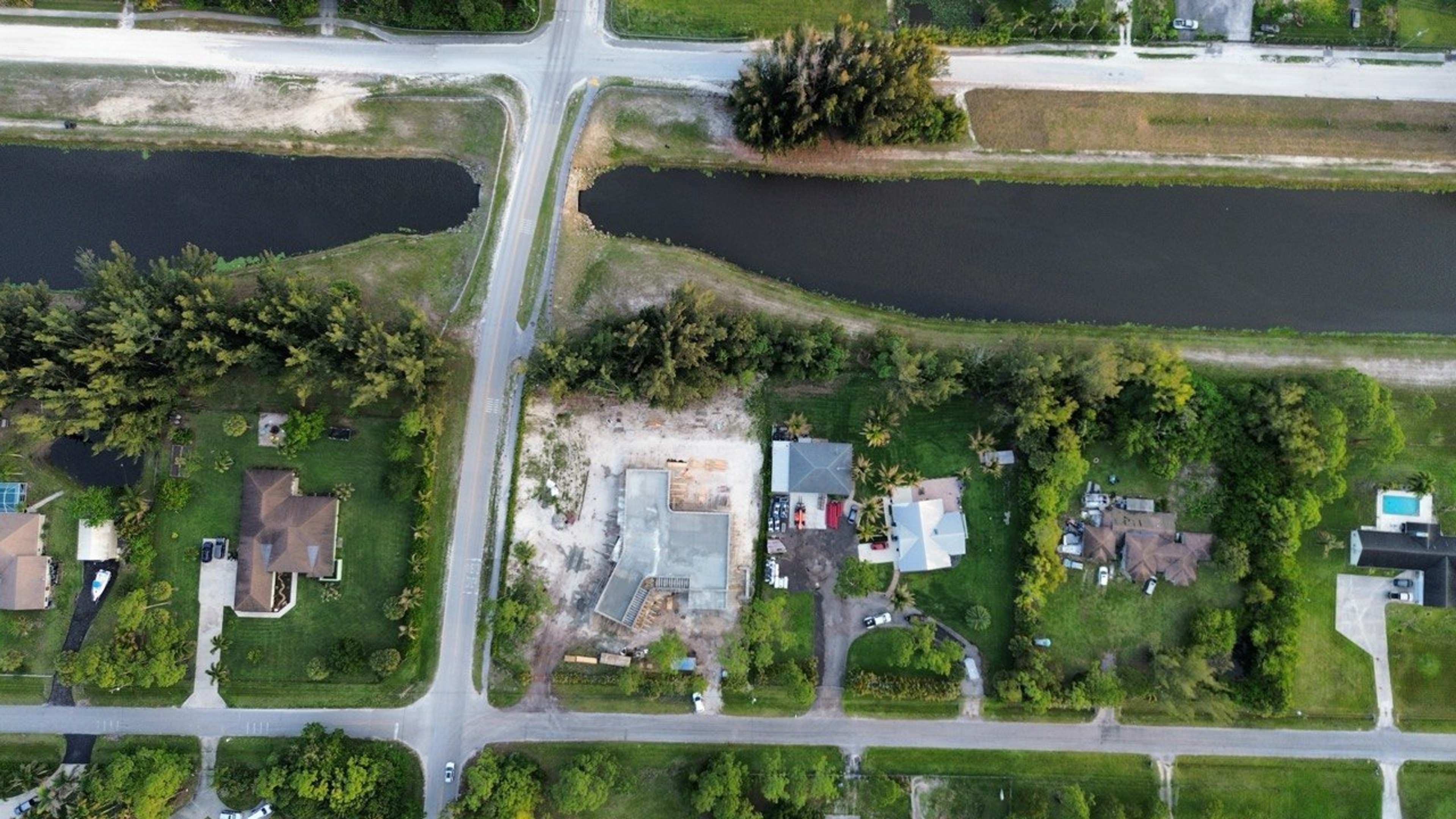 Aerial view of the West Palm House site during construction