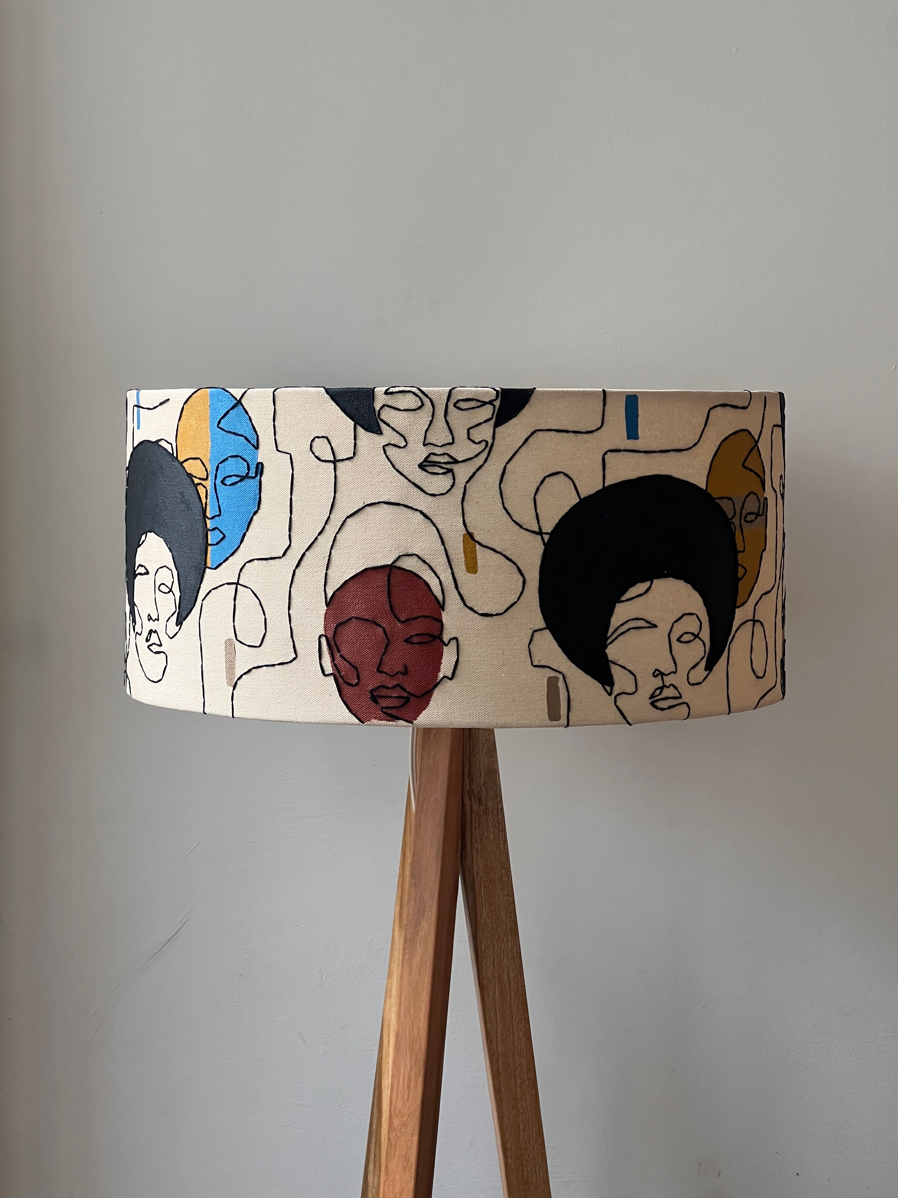 Qedamawi FloorLamp