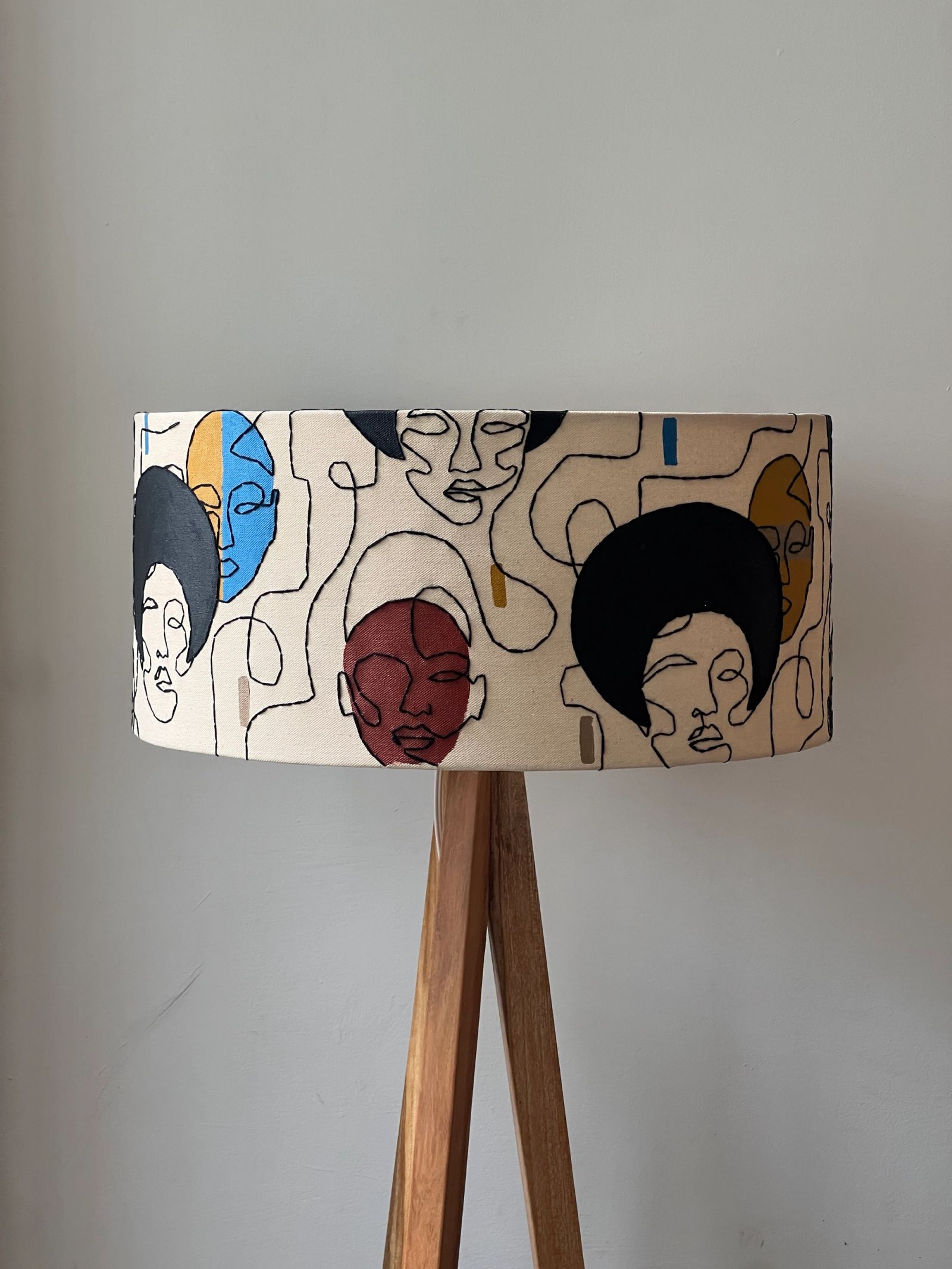 Qedamawi FloorLamp - Image 1