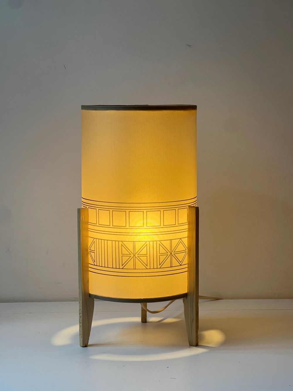 Zewd Lamp