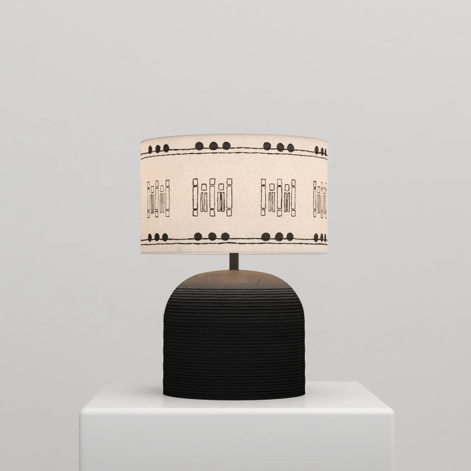 Mae'zen Table Lamp - Image 1