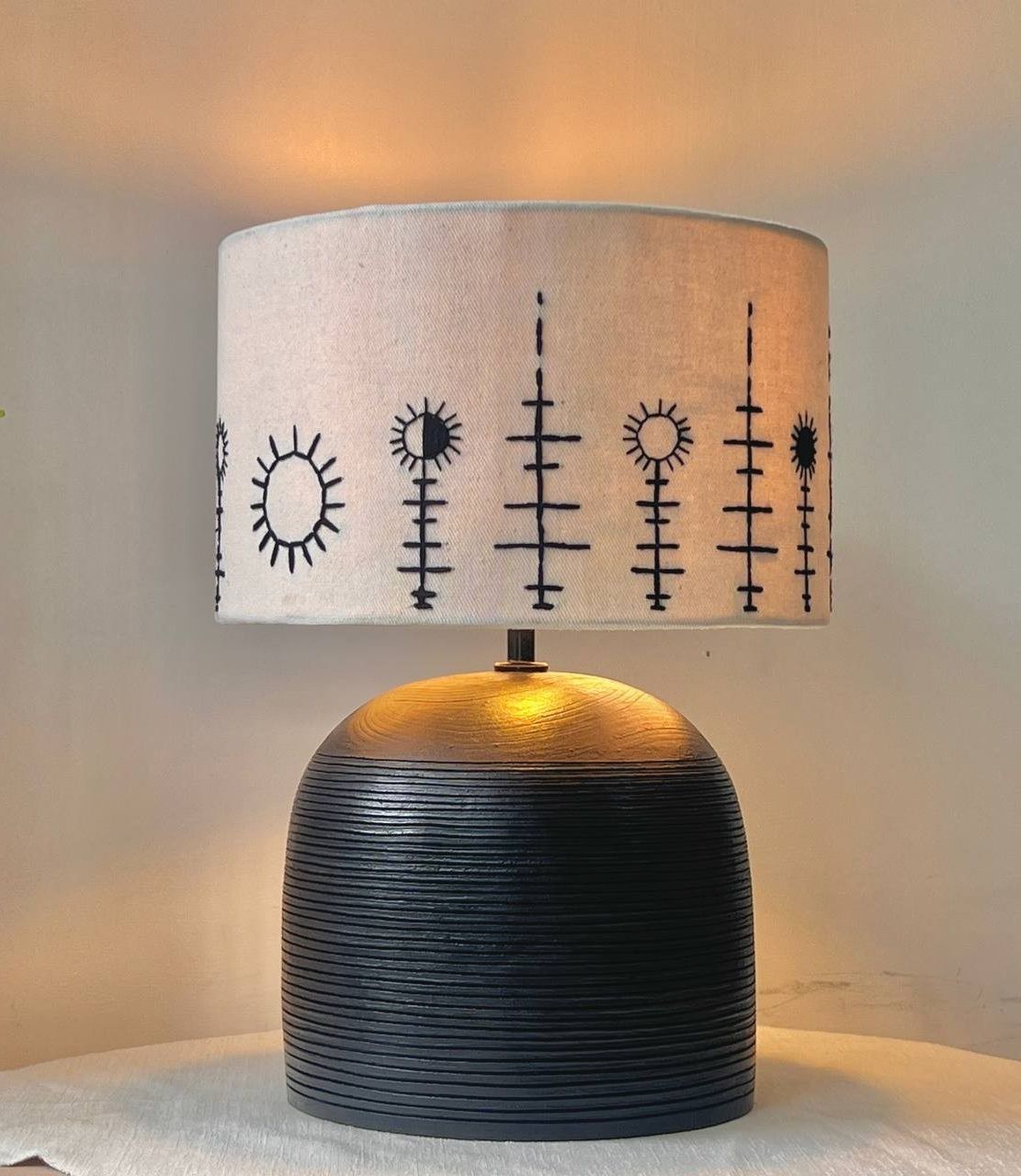 Nikisat Table Lamp