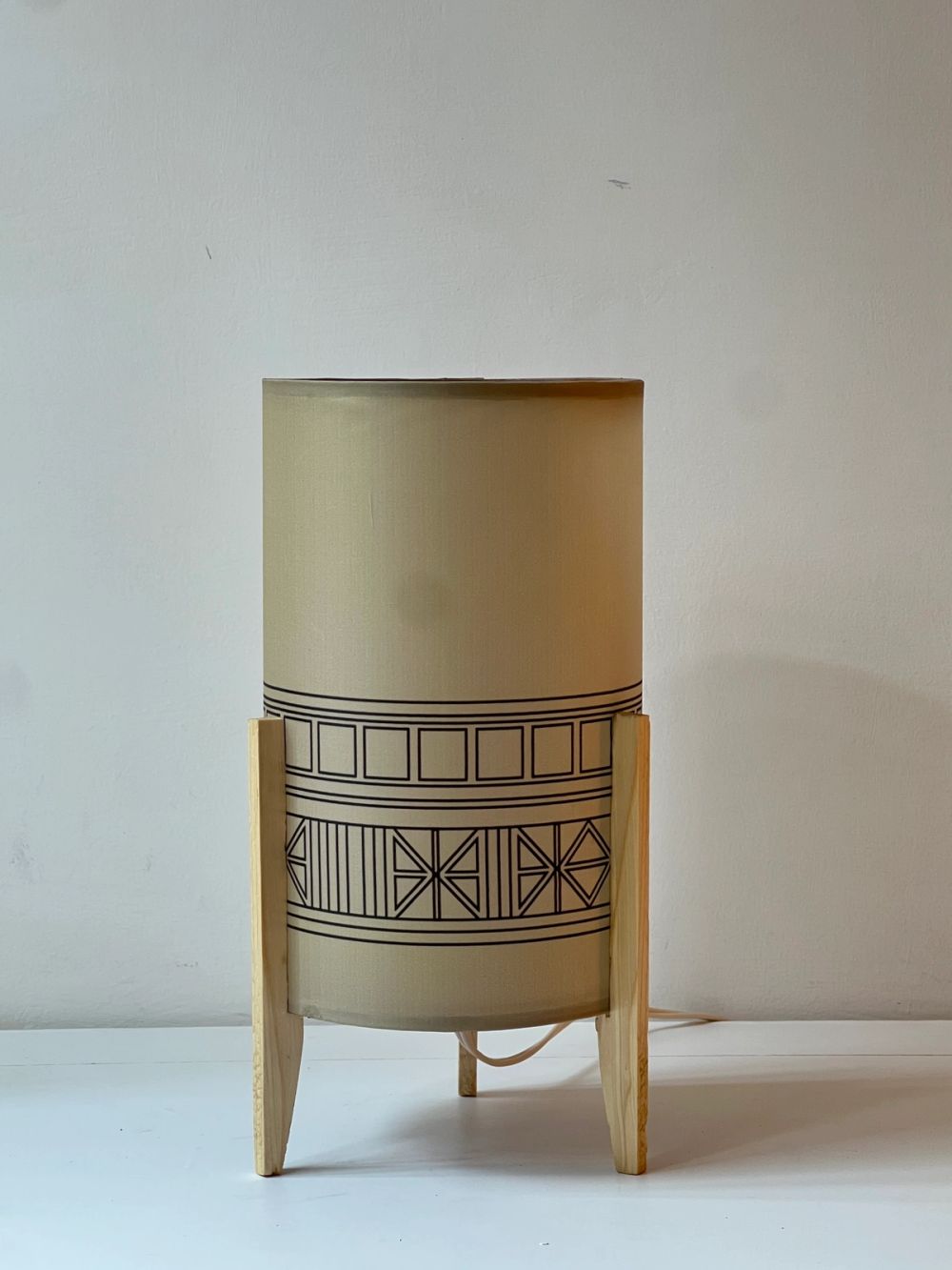 Zewd Lamp