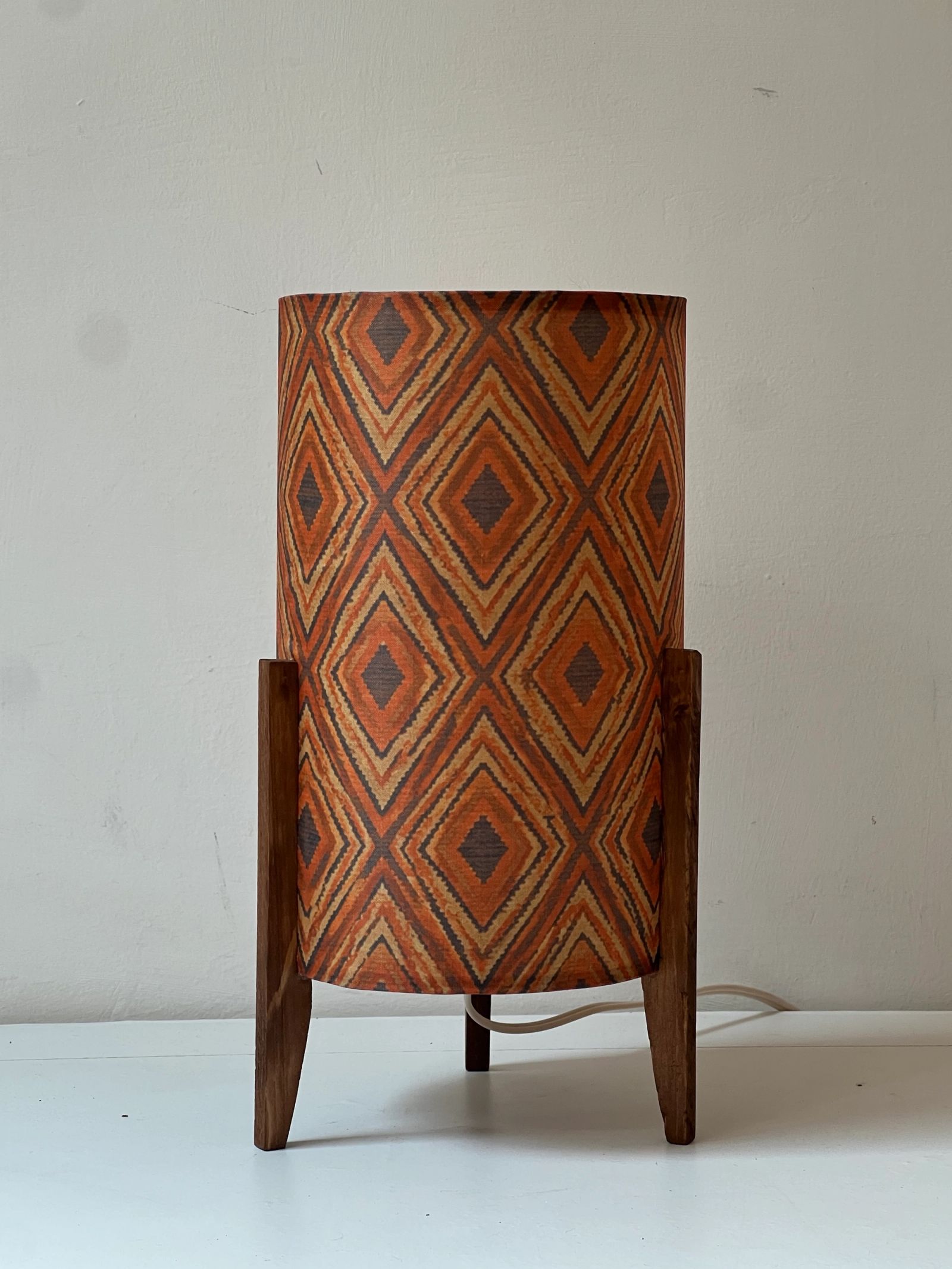 Tilet Lamp - Image 1