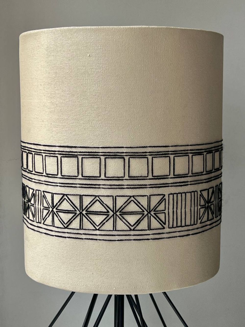 Zewd Table Lamp