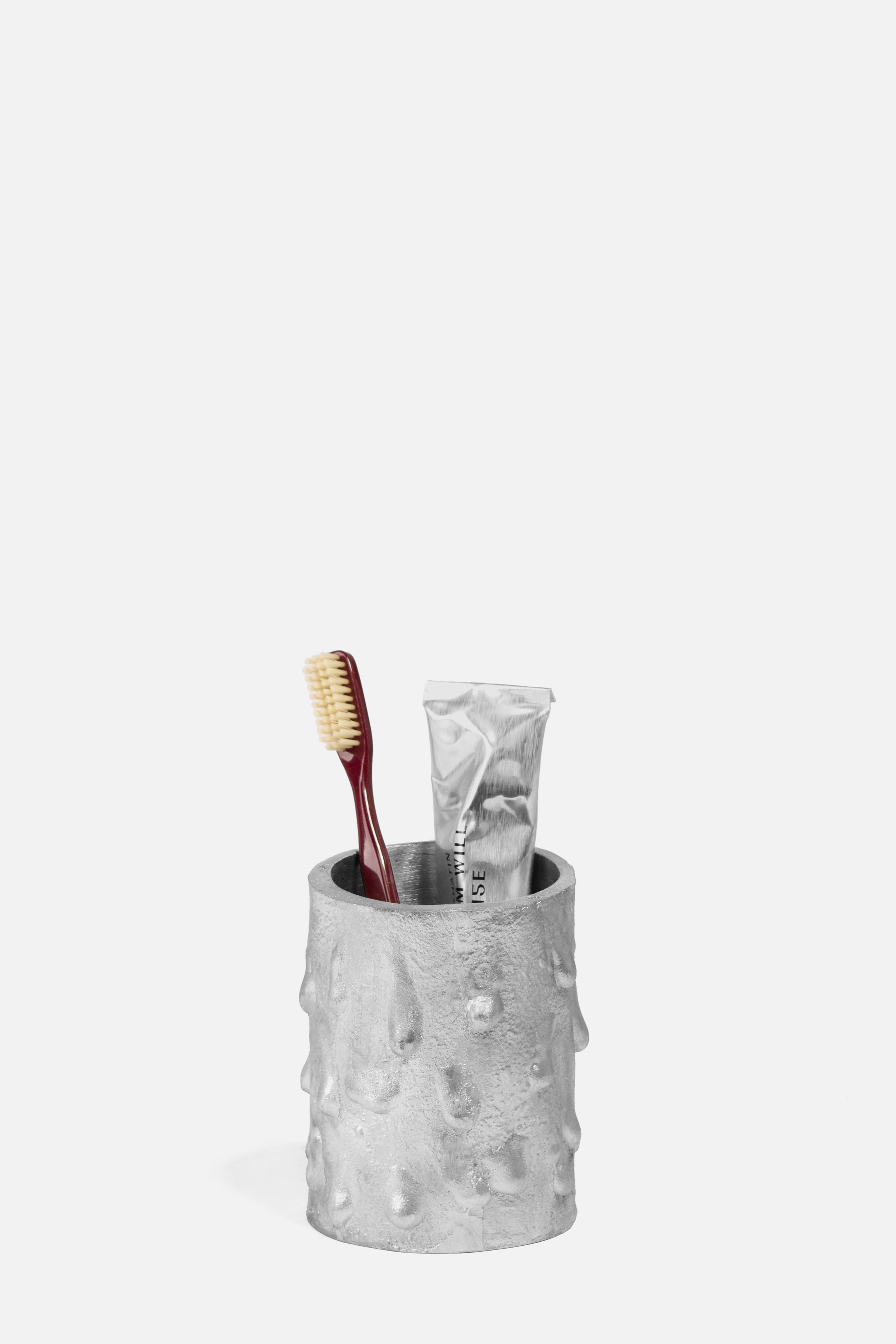 Aleni aluminum vase AS-05 with toothbrush and toothpaste, product image