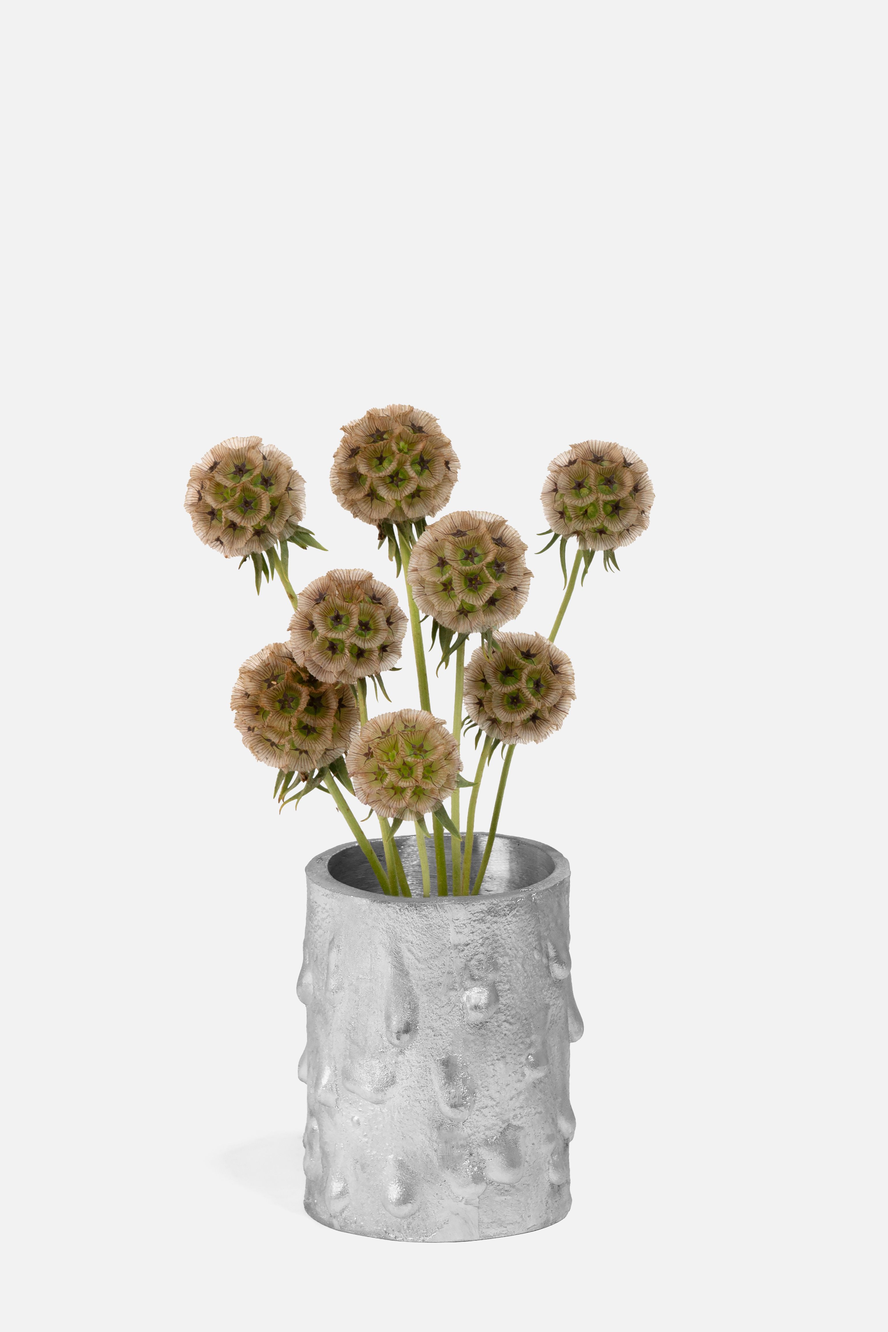 Aleni aluminum vase AS-05 with Starflower Scabiosa bouquet, product image