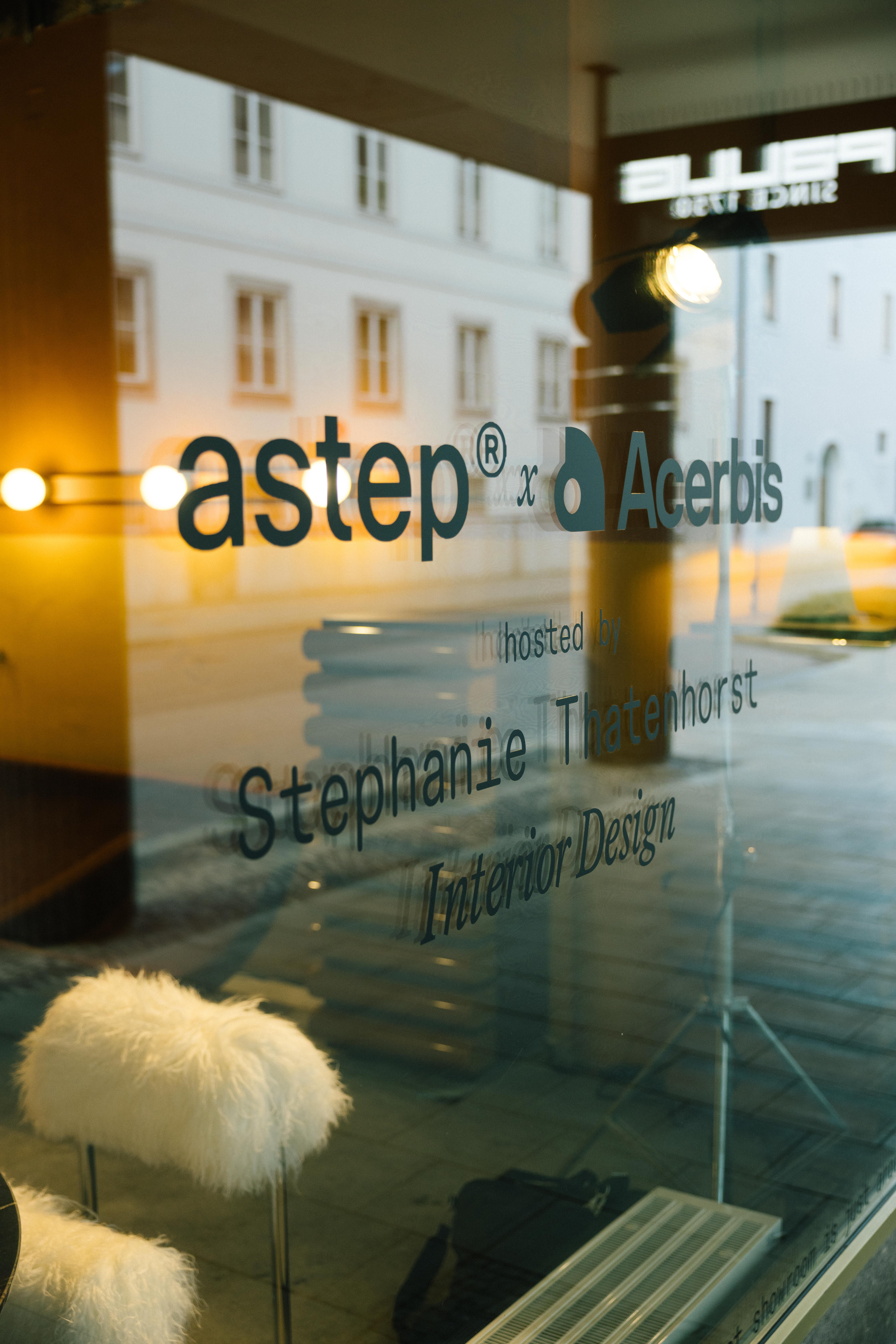 Astep x Acerbic Pop-up mit Stephanie Thatenhorst – exklusives Interior Design Event mit modernen Leuchten und zeitgenössischer Einrichtung.