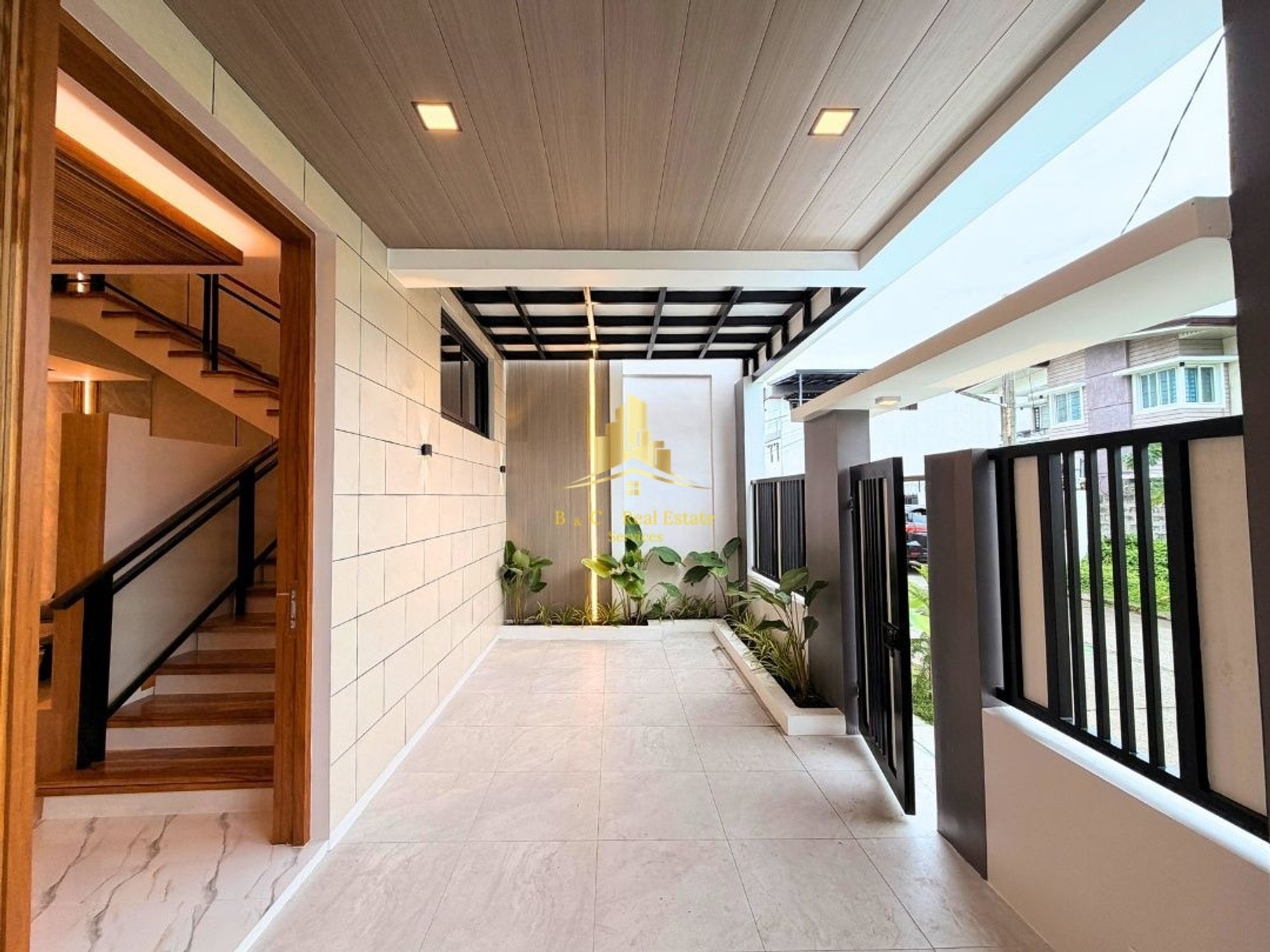 4 Bedroom Furnished Luxury House for Sale in Angeles City, Pampanga, image 2