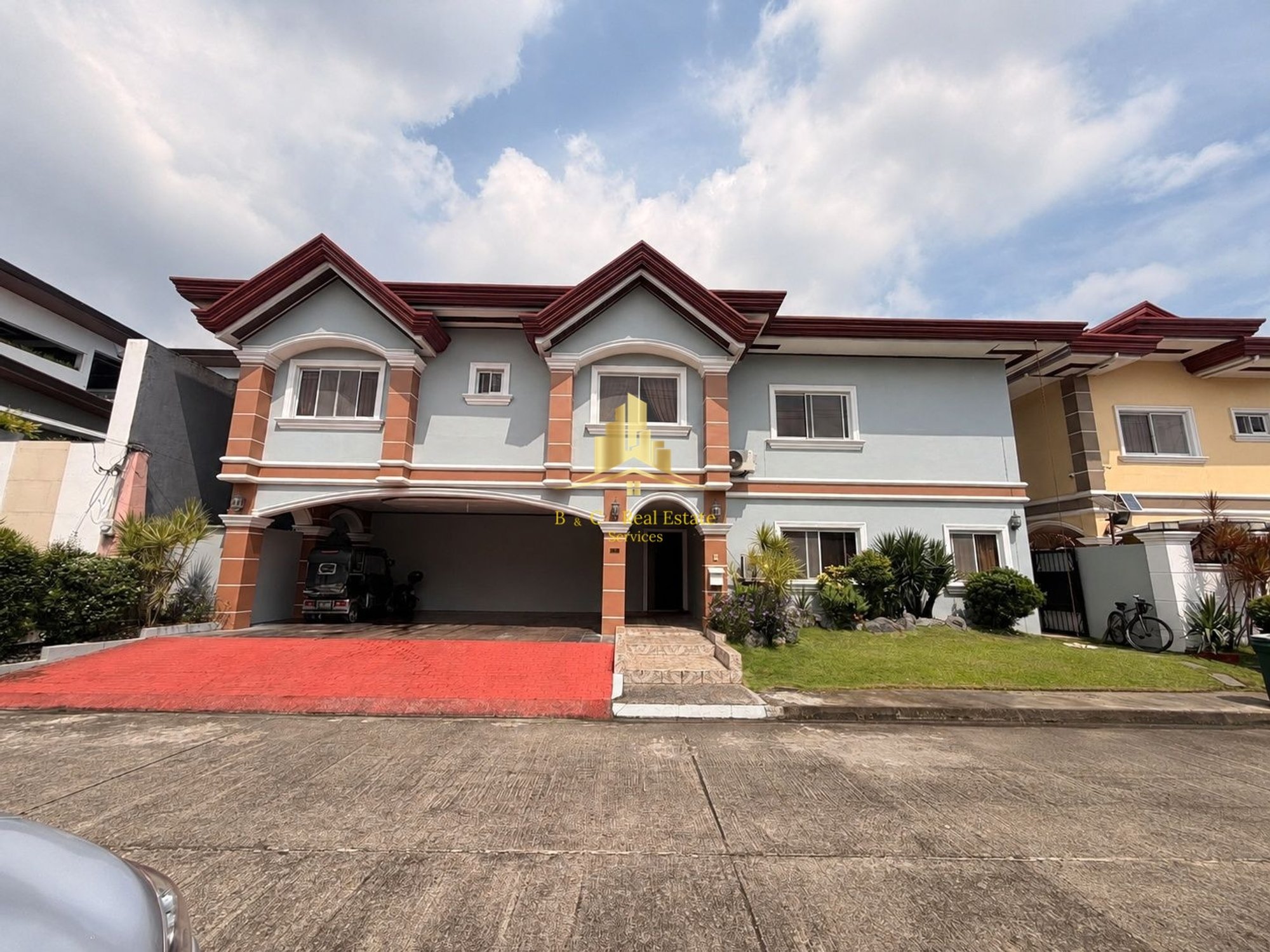 8 BR Furnished House in Hensonville, Angeles City, Pampanga, image 1