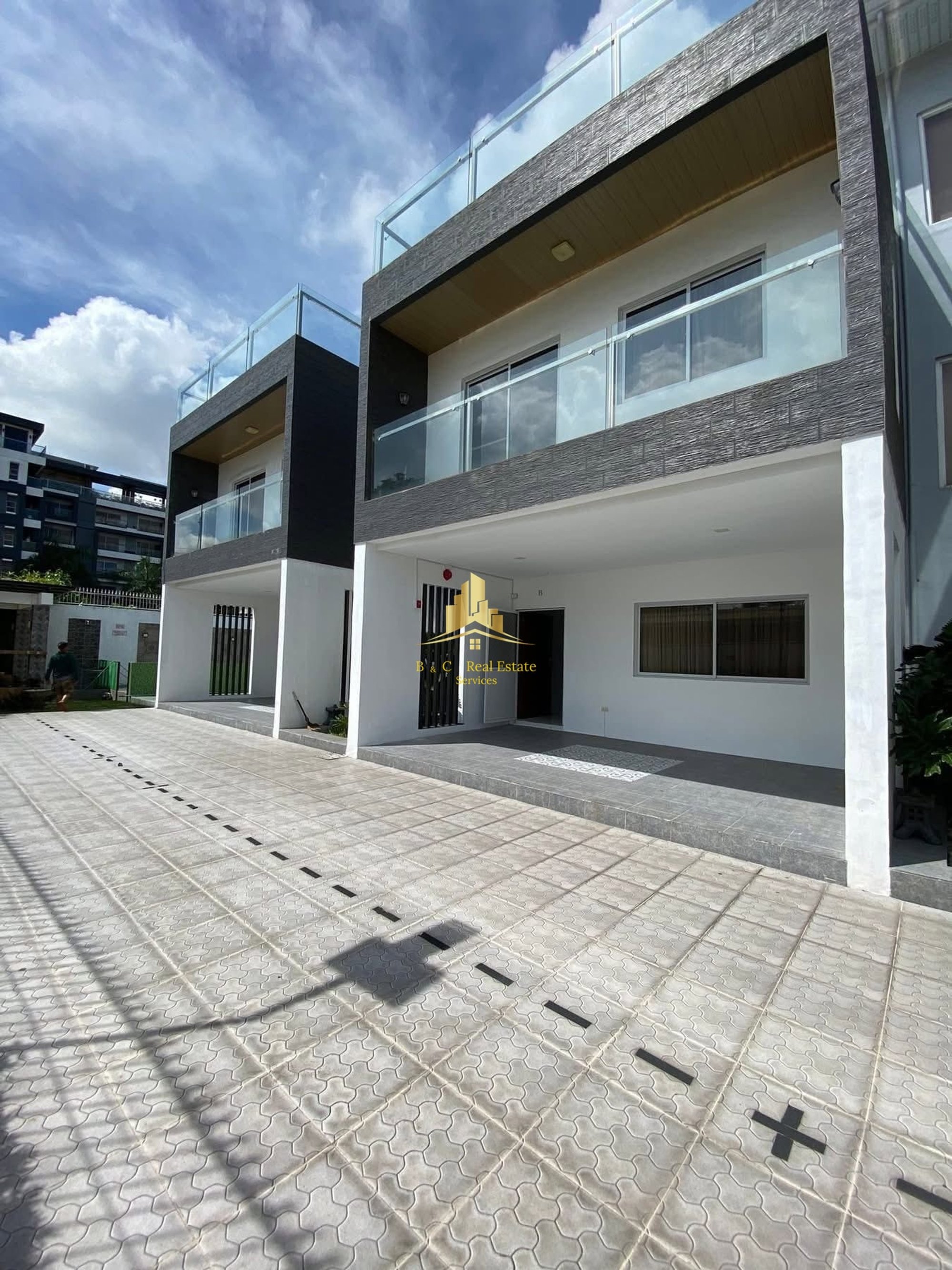 3 Bedroom Furnished Apartment in Angeles City, Pampanga , image 1