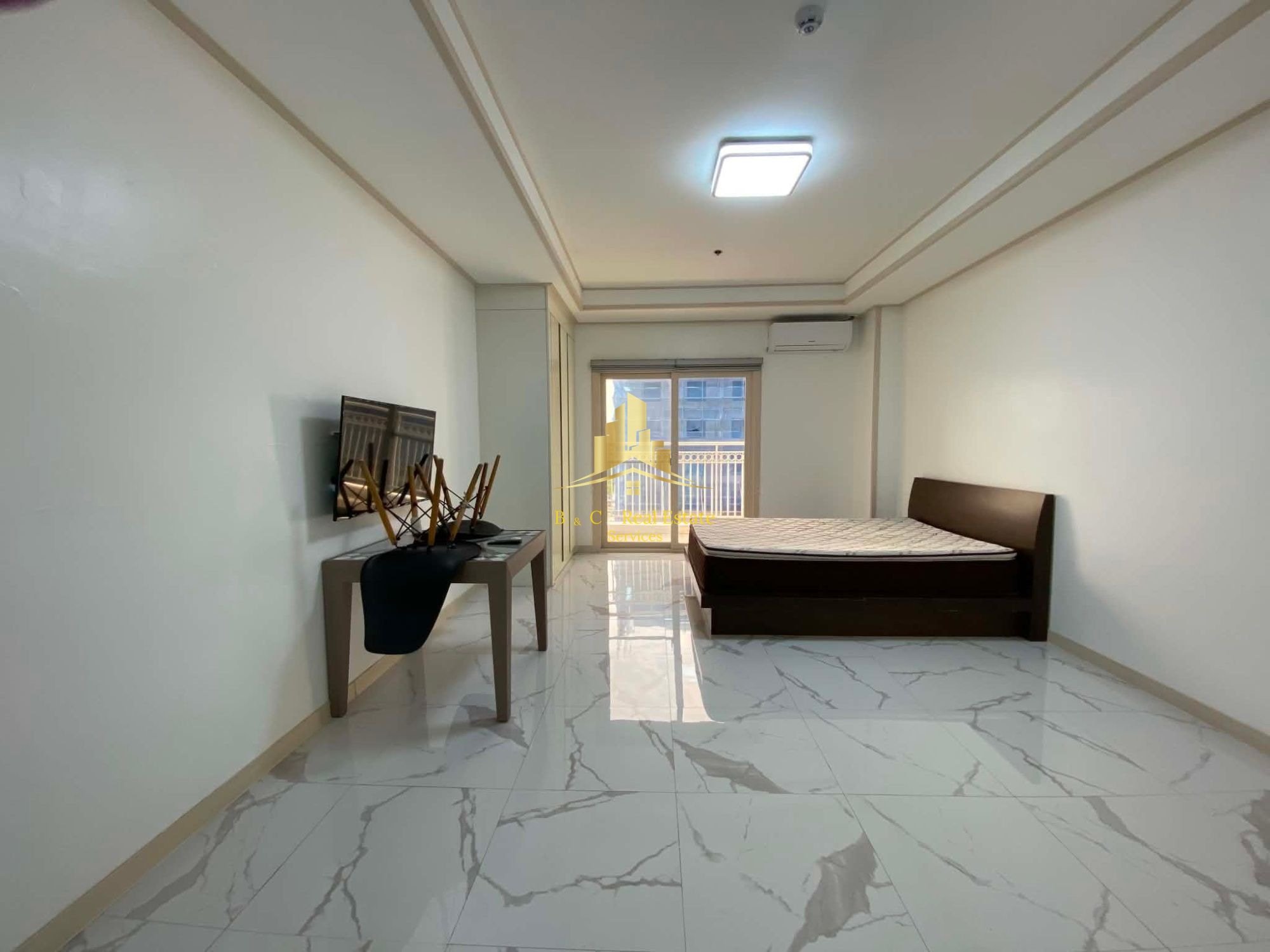 Studio Unit for Rent at Clark, Pampanga – Modern 40 sqm , image 1