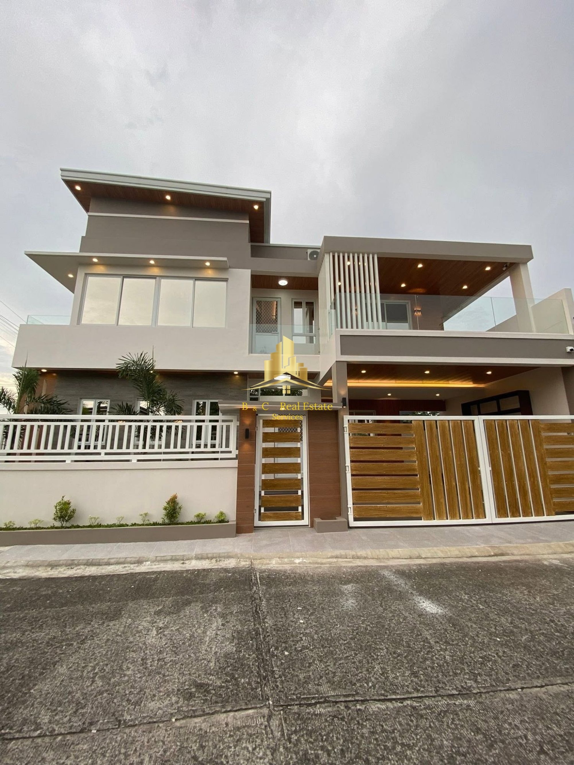 5 Bedroom Brand New Corner House and Lot with Pool in Angeles City, Pampanga., image 1
