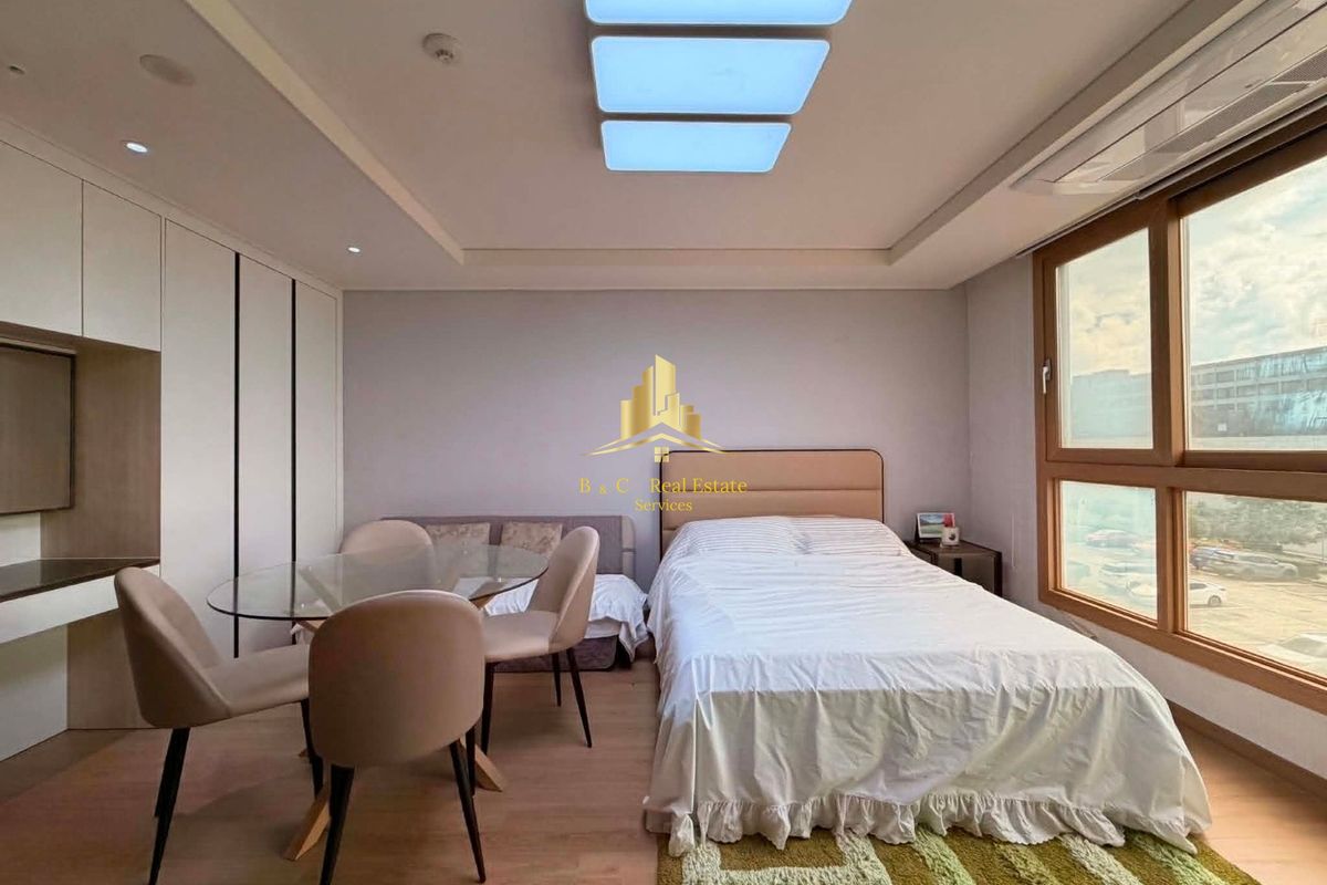 Fully Furnished Studio Unit in Clark, Pampanga