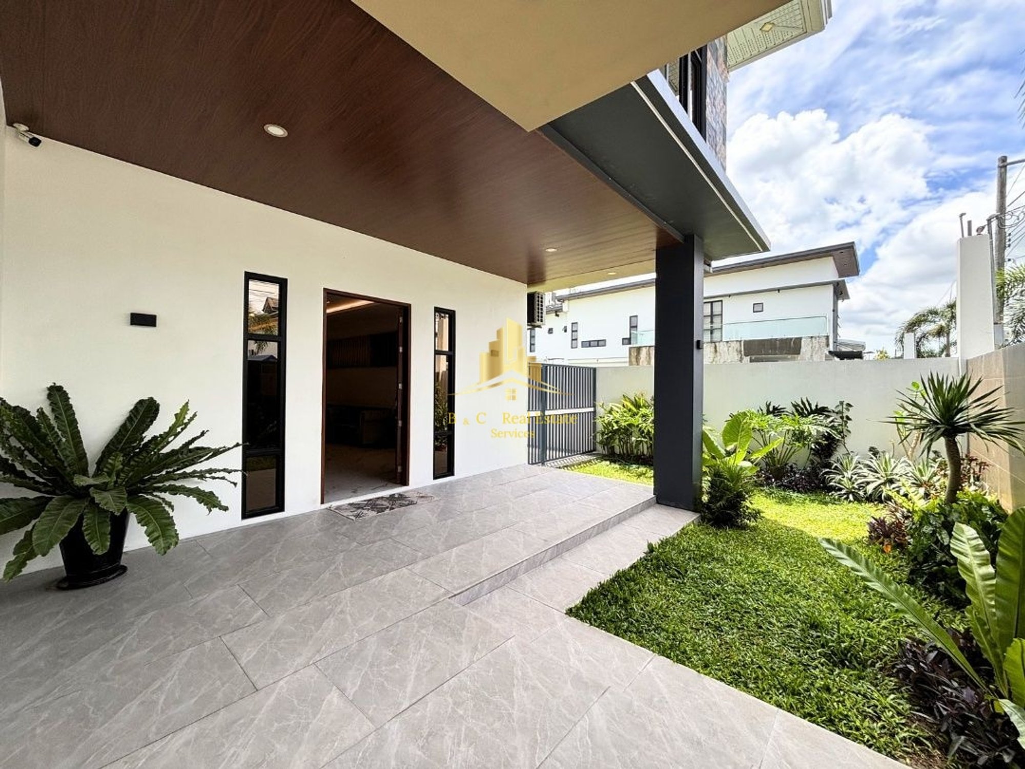 5 Bedroom Brand New House for Sale in Pulu Amsic Subdivision, Angeles City, Pampanga, image 2